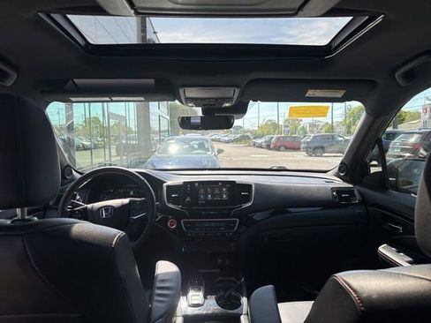 Used 2021 Honda Pilot Black Edition image 8