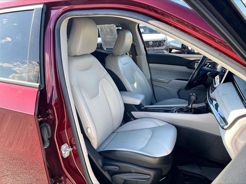 Used 2022 Jeep Compass Latitude w/ Convenience Group AWD/4WD image 10