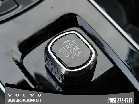 New 2025 Volvo XC90 T8 Plus w/ Protection Package Premier image 20