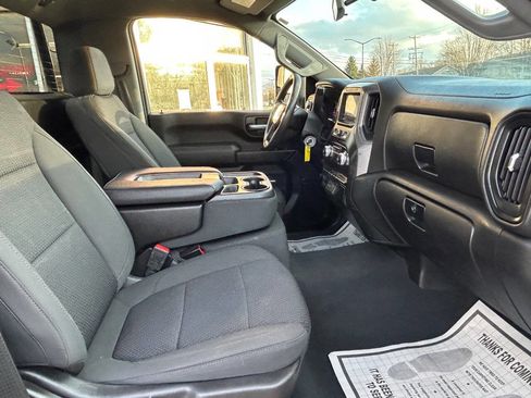 Used 2021 GMC Sierra 3500 4x4 Regular Cab w/ Convenience Package image 40