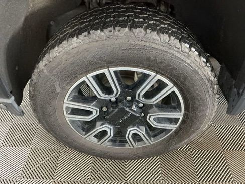 Used 2020 GMC Sierra 3500 AT4 w/ AT4 Premium Package AWD/4WD image 7