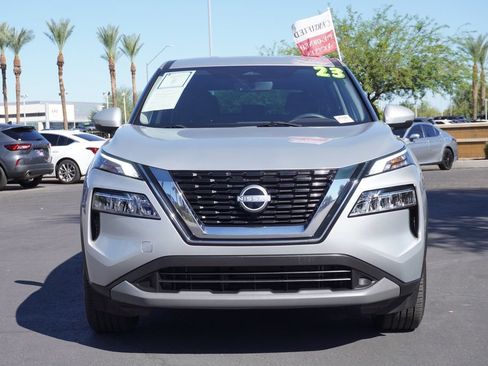 Certified 2023 Nissan Rogue SV FWD image 5