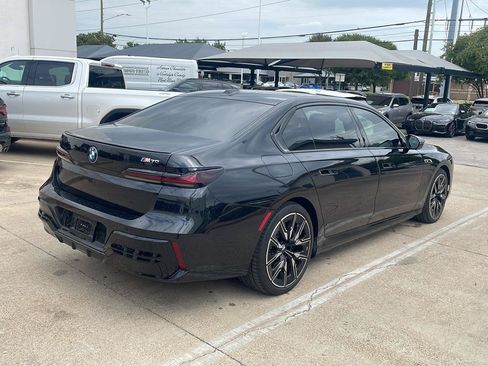 Used 2025 BMW i7 M70 AWD/4WD image 5