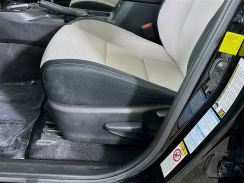 Certified 2017 Toyota RAV4 XLE image 25