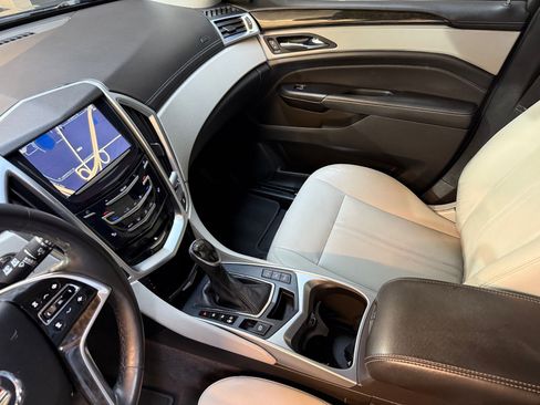 Used 2015 Cadillac SRX Performance w/ Driver Awareness Package image 35