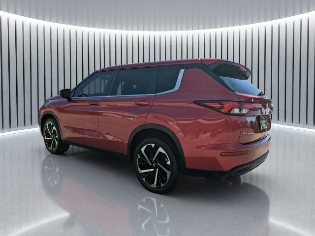 Used 2023 Mitsubishi Outlander SE FWD image 6