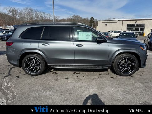 New 2026 Mercedes-Benz GLS 450 4MATIC image 9