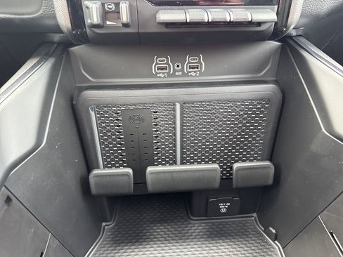 New 2026 RAM 1500 Laramie w/ Night Edition AWD/4WD image 19