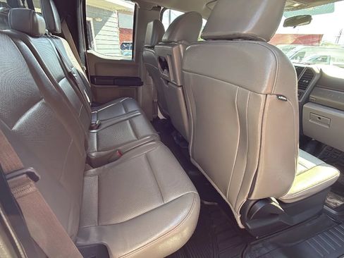 Used 2017 Ford F250 XL w/ Power Equipment Group AWD/4WD image 28