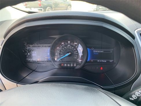 Certified 2024 Ford Edge SE w/ Black Appearance Package image 35