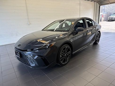 Used 2026 Toyota Camry XSE FWD image 4