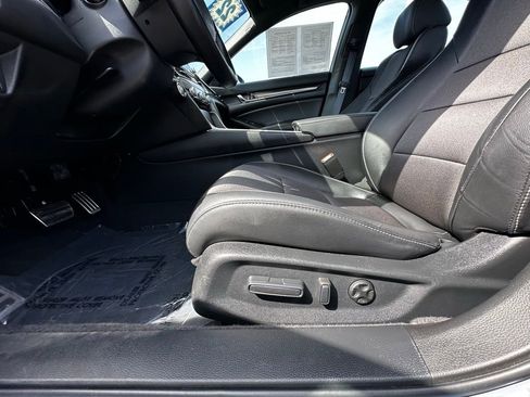 Used 2022 Honda Accord Sport image 17