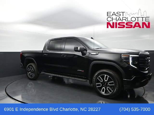 Used 2024 GMC Sierra 1500 AT4 w/ Technology Package AWD/4WD image 1