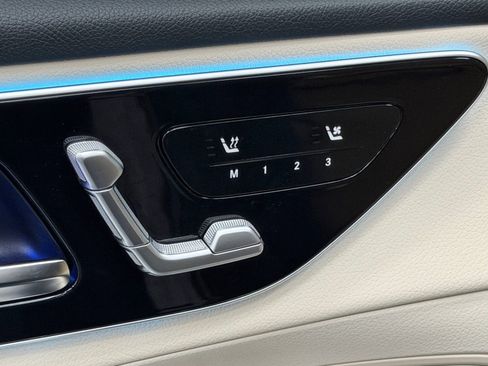 Used 2026 Mercedes-Benz GLC 300 image 21