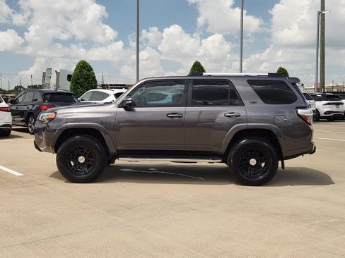 Used 2014 Toyota 4Runner SR5 Premium RWD image 4