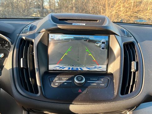 Used 2018 Ford Escape SEL image 18