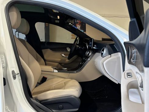 Used 2018 Mercedes-Benz C 300 Sedan image 15