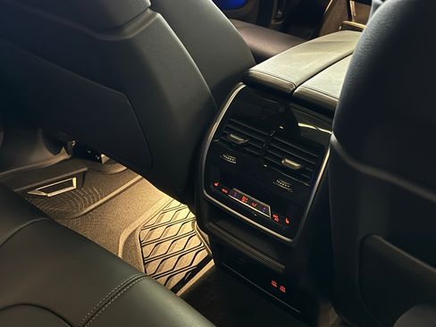 Used 2026 BMW X5 xDrive40i image 32