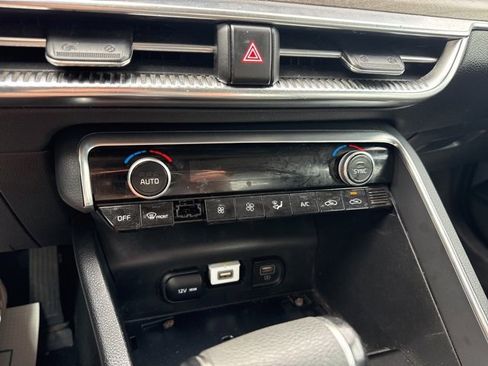 Used 2023 Kia K5 EX image 27