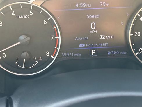 Used 2025 Nissan Altima 2.5 SV FWD image 40