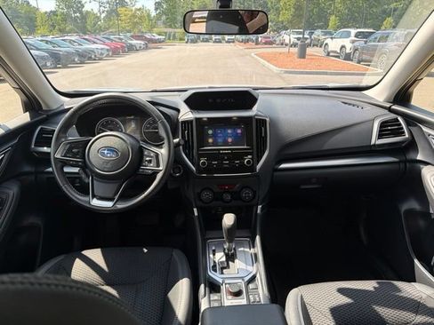 Used 2024 Subaru Forester Premium AWD/4WD image 10