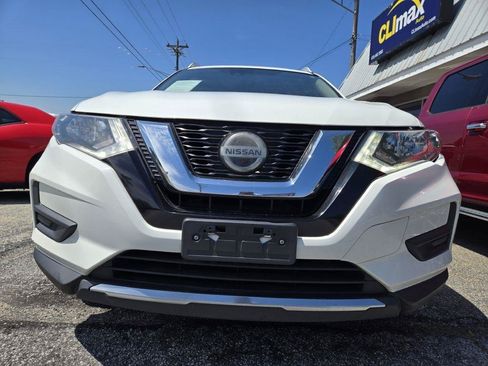 Used 2019 Nissan Rogue SV AWD/4WD image 3