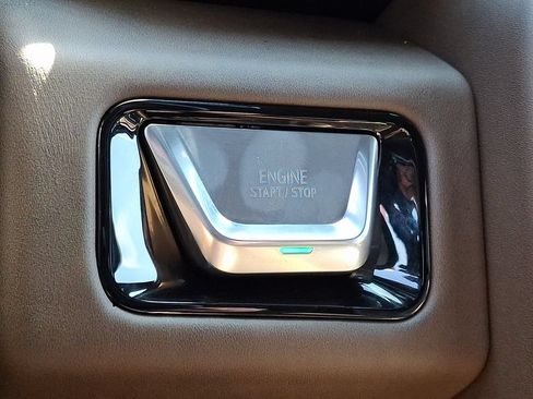 Certified 2026 GMC Yukon XL Denali Ultimate w/ LPO, Floor Liner Package AWD/4WD image 29