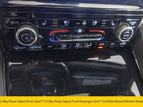 Used 2023 Jeep Grand Cherokee Overland w/ Adv Protech Group III image 25