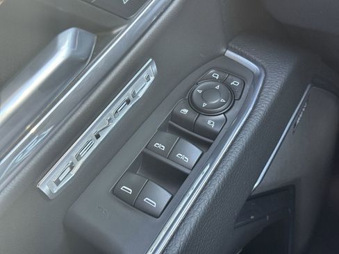 Used 2024 GMC Sierra 1500 Denali w/ Denali Reserve Package image 15
