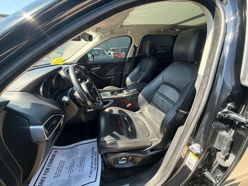 Used 2017 Jaguar F-PACE R-Sport AWD/4WD image 9
