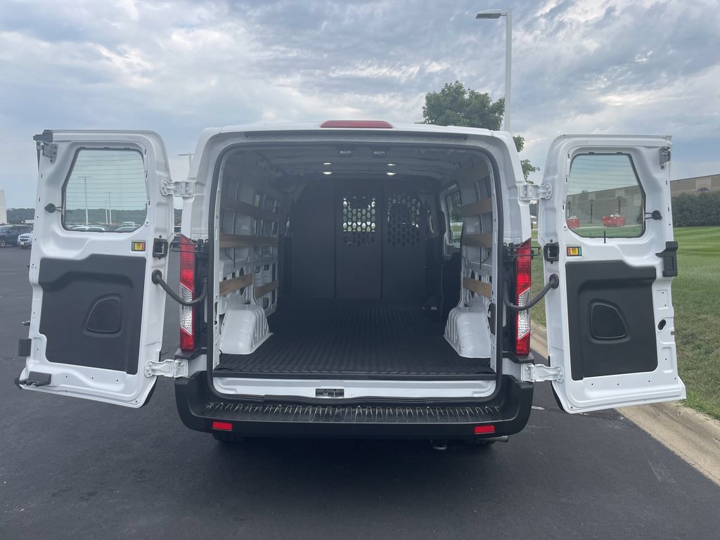 Used 2025 Ford Transit 250 Low Roof w/ Exterior Upgrade Package RWD image 18