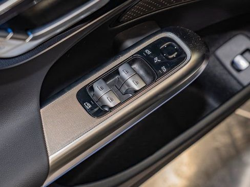 Used 2026 Mercedes-Benz E 350 4MATIC Sedan image 14