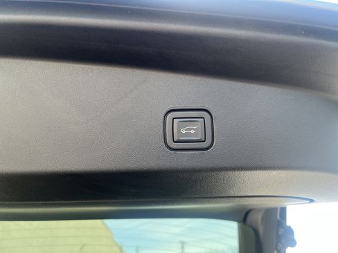 Used 2024 Cadillac Lyriq Sport image 34