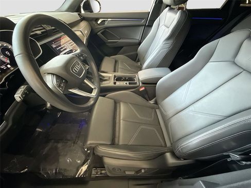 Certified 2023 Audi Q3 2.0T Premium Plus w/ Premium Plus Package AWD/4WD image 19