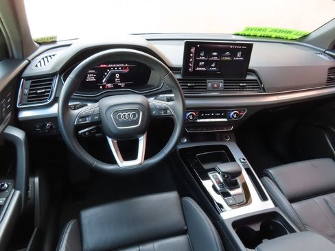 Used 2025 Audi Q5 2.0T Premium AWD/4WD image 4