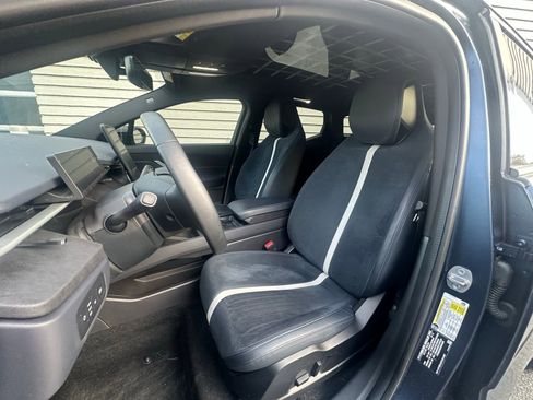 Used 2023 Fisker Ocean One image 8