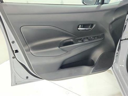 Certified 2025 Nissan Versa SV w/ Trunk Package FWD image 18