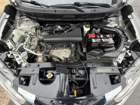 Used 2020 Nissan Rogue S AWD/4WD image 22