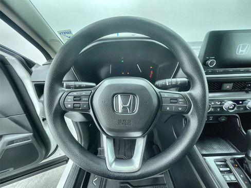 Certified 2025 Honda CR-V EX image 21