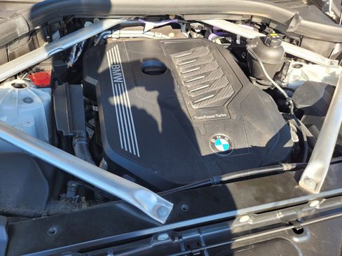 Used 2022 BMW X5 sDrive40i w/ Premium Package image 18