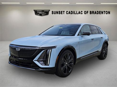 New 2025 Cadillac Lyriq Sport w/ LPO, Floor Liner Package RWD image 3