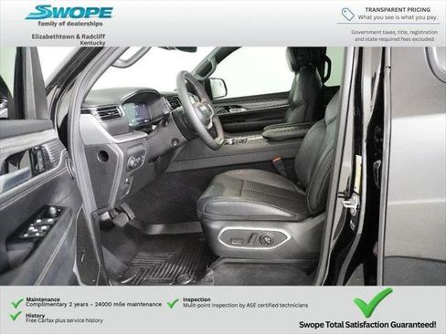 Certified 2024 Jeep Wagoneer Series III AWD/4WD image 13
