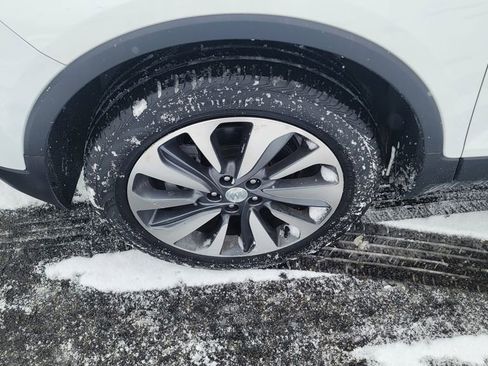 Used 2022 Buick Encore Preferred AWD/4WD image 6