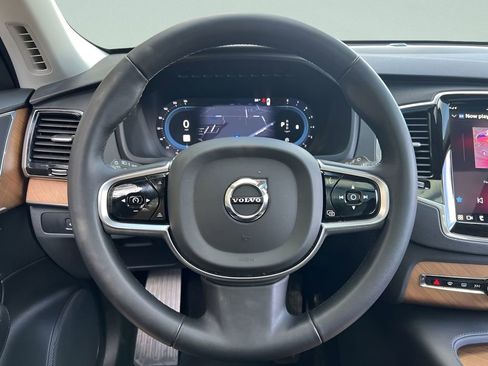 Used 2024 Volvo XC90 B5 Plus image 14