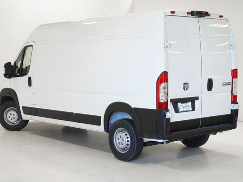 Used 2025 RAM ProMaster 2500 w/ Safety Group image 5