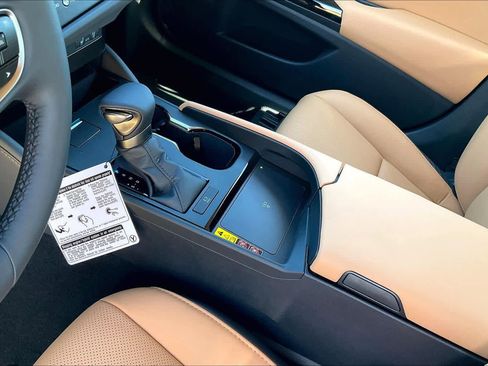 New 2025 Lexus ES 350 w/ Premium Package image 11