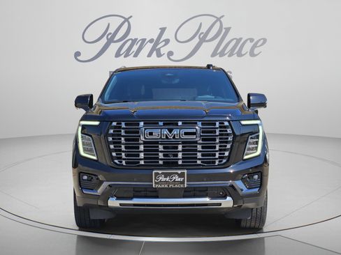 Used 2026 GMC Yukon Denali Ultimate AWD/4WD image 9