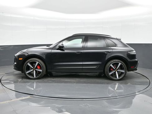 Certified 2024 Porsche Macan S w/ Premium Plus Package image 2