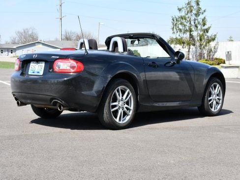 Used 2010 MAZDA MX-5 Miata Sport w/ Convenience Pkg image 7