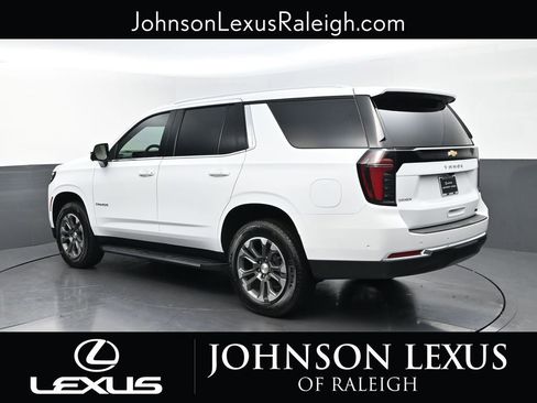 Used 2026 Chevrolet Tahoe LT RWD image 7